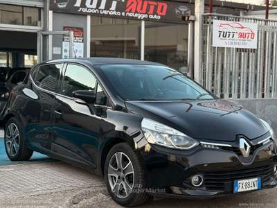 Renault Clio Clio 1.5 dCi 8V 90 CV S&S 83gr 5p. EcoB. Nero usata Nardò