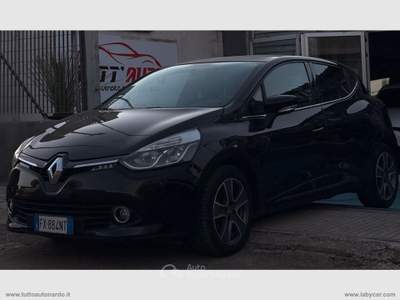 Renault Clio Clio 1.5 dCi 8V 90 CV S&S 83gr 5p. EcoB. Nero usata Nardò