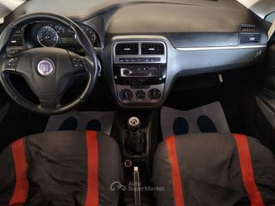 Fiat Grande Punto Fiat Grande Punto 1.4 Dynamic Natural Power - NEOPATENTATI Bianco usata Pistoia