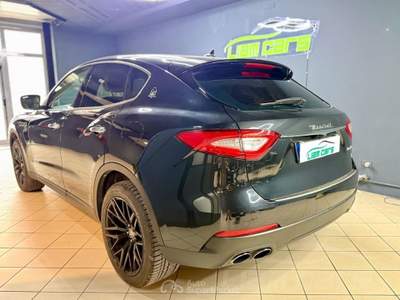 Maserati Levante 3.0 V6 275cv auto Nero usata Trento
