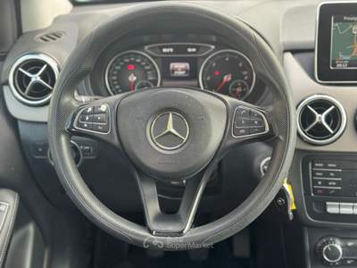 Mercedes-Benz Classe B B 160 d Premium Nero usata Giugliano in Campania