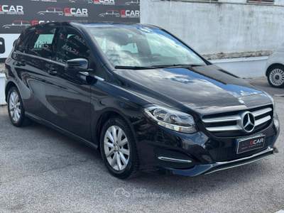 Mercedes-Benz Classe B B 160 d Premium Nero usata Giugliano in Campania