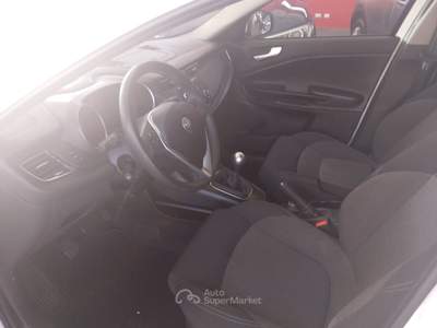 Alfa Romeo Giulietta  Bianco usata Isernia