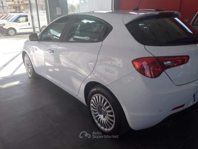 Alfa Romeo Giulietta  Bianco usata Isernia