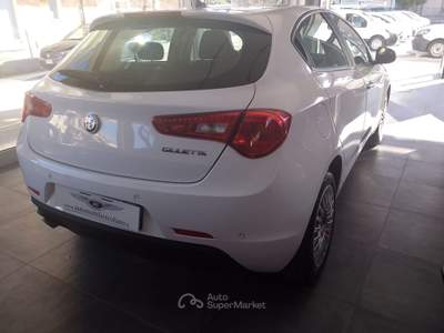 Alfa Romeo Giulietta  Bianco usata Isernia