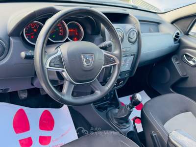 Dacia Duster S&S 4x2 Serie Speciale Brave Bianco usata Massarosa