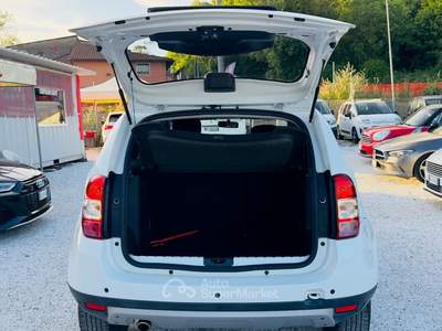Dacia Duster S&S 4x2 Serie Speciale Brave Bianco usata Massarosa