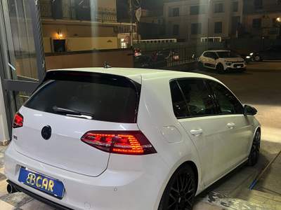 Volkswagen Golf Vendo Volkswagen golf gti in perfetto stato con stage 2 completo usata Parete