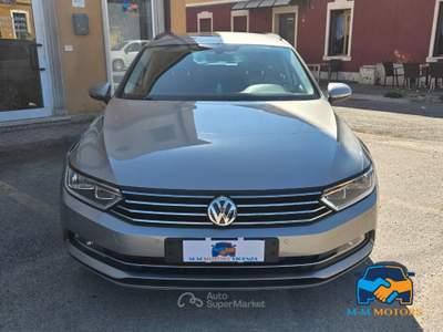 Volkswagen Passat 2.0 tdi Highline 150cv Argento usata vicenza