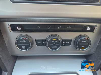 Volkswagen Passat 2.0 tdi Highline 150cv Argento usata vicenza