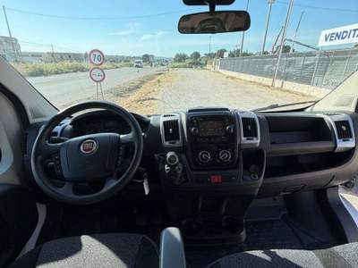 Fiat Ducato 7 posti furgonato Bianco usata Massafra