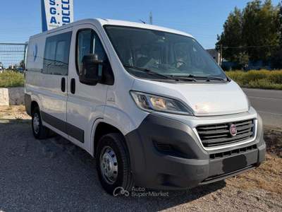 Fiat Ducato 7 posti furgonato Bianco usata Massafra
