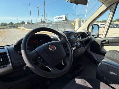 Fiat Ducato 7 posti furgonato Bianco usata Massafra