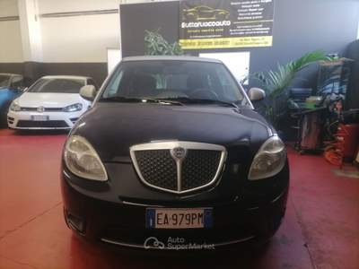 Lancia Ypsilon Lancia Ypsilon 1.4 Benzina-Gpl Allestimento Elle Ecochic Nero usata Cinisello Balsamo