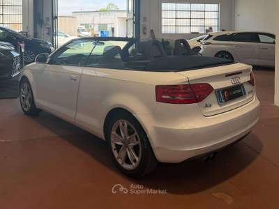 Audi A3 A3 II Cabriolet Cabrio 2.0 tdi Attraction Bianco usata Paderno Dugnano