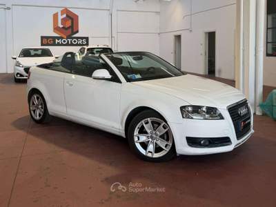 Audi A3 A3 II Cabriolet Cabrio 2.0 tdi Attraction Bianco usata Paderno Dugnano