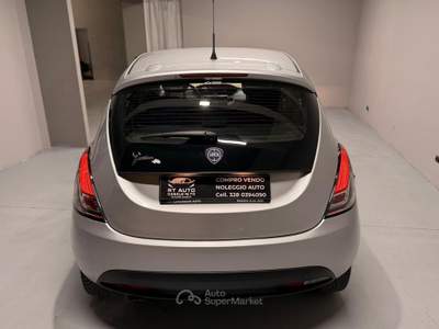 Lancia Ypsilon 5 porte Elle Argento usata CASALE MONFERRATO