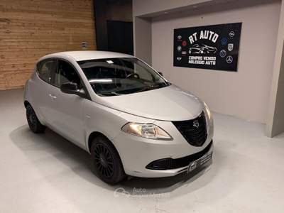 Lancia Ypsilon 5 porte Elle Argento usata CASALE MONFERRATO