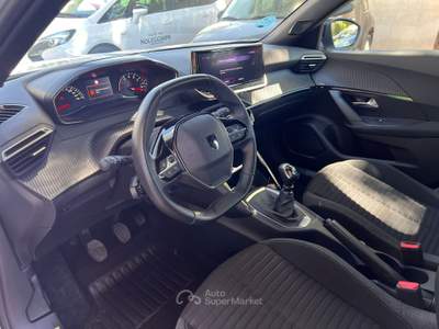 Peugeot 2008 S&S Active Bianco usata Sannicola
