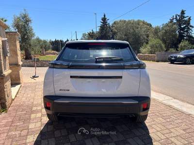 Peugeot 2008 S&S Active Bianco usata Sannicola