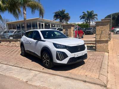 Peugeot 2008 S&S Active Bianco usata Sannicola