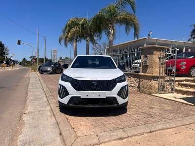 Peugeot 2008 S&S Active Bianco usata Sannicola