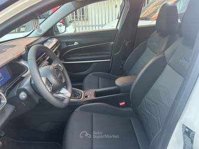 Jeep Avenger 100 CV Summit Bianco usata Cercola
