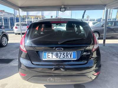 Ford Fiesta 5 porte Titanium Nero usata Giugliano in Campania