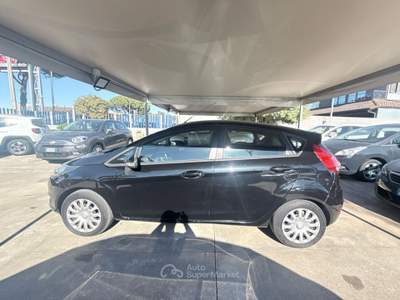 Ford Fiesta 5 porte Titanium Nero usata Giugliano in Campania