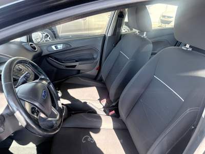 Ford Fiesta 5 porte Titanium Nero usata Giugliano in Campania