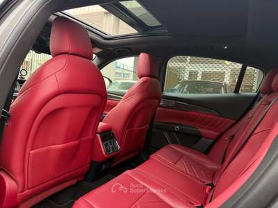 Maserati Grecale Grecale 2.0 mhev Modena 330cv auto Grigio usata Lallio