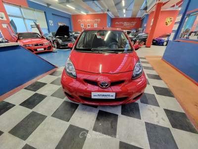 Toyota Aygo NEOPATENTATI Rosso usata Fino Mornasco