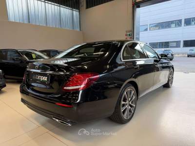 Mercedes-Benz Classe E d auto Berlina CAMERA/AMBIENTLIGHT/FULL LED Nero usata Merano