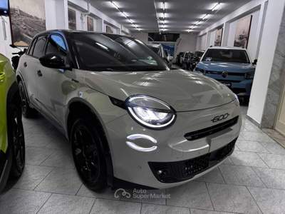 Fiat 600 Hybrid 145 CV DCT MHEV Sport Edizione Milano Corti Beige usata MESAGNE