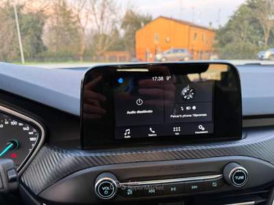 Ford Focus IMPIANTO STEREO/ PARI AL NUOVO Bianco usata Ferrara