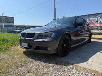 BMW Serie 3 320d TURBINA MAGGIORATA Grigio usata Ferrara