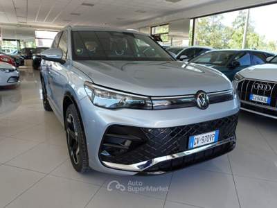 Volkswagen Tiguan 2.0 TDI 193 CV DSG 4MOTION R-Line Grigio usata San Vito dei Normanni