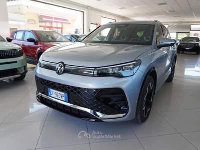 Volkswagen Tiguan 2.0 TDI 193 CV DSG 4MOTION R-Line Grigio usata San Vito dei Normanni Volkswagen Tiguan 2.0 TDI 193 CV DSG 4MOTION R-Line Grigio usata San Vito dei Normanni