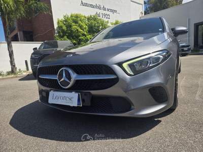 Mercedes-Benz Classe A d Automatic Business Grigio usata Taranto