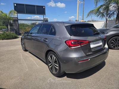 Mercedes-Benz Classe A d Automatic Business Grigio usata Taranto