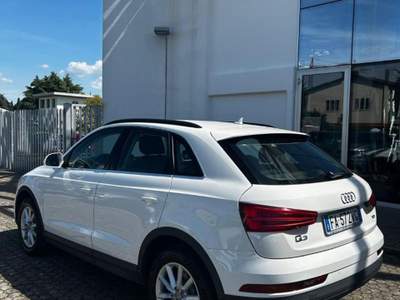 Audi Q3 2.0 TDI 120 CV Business Bianco usata Scandicci