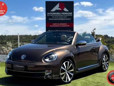 Volkswagen Maggiolino Cabrio 2.0 TSI 220cv DSG Sport Exclusive Marrone usata Castellaneta