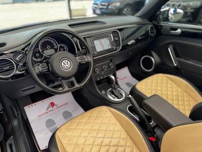 Volkswagen Maggiolino Cabrio 2.0 TSI 220cv DSG Sport Exclusive Marrone usata Castellaneta