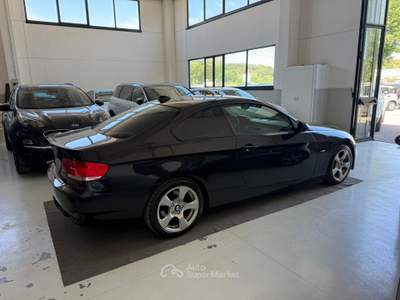 BMW Serie 3 320d Coupé E92 2.0d catena sostituita usata Perugia