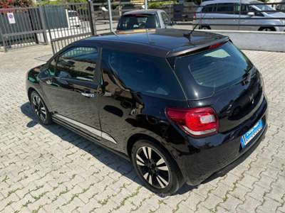 DS Automobiles DS 3 BlueHDi 75 S&S So Chic Nero usata Pieve a Nievole