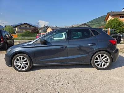 Seat Ibiza 1.0 EcoTSI 110 CV 5 porte FR Grigio usata Lavis