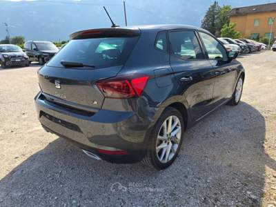 Seat Ibiza 1.0 EcoTSI 110 CV 5 porte FR Grigio usata Lavis