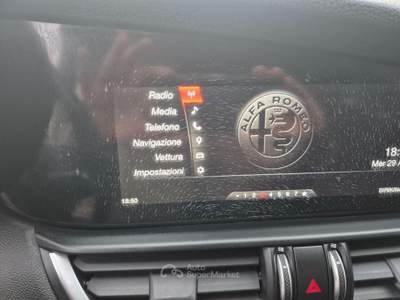 Alfa Romeo Giulia 2.2 Turbodiesel 160 CV AT8 Business Restiling Grigio usata Castegnato