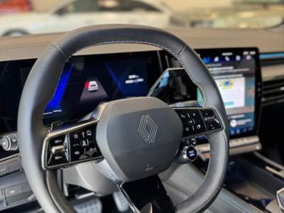 Renault Rafale Full Hybrid E-Tech 200 CV Esprit Alpine Grigio usata Canzano