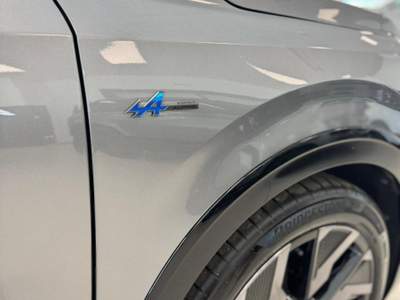 Renault Rafale Full Hybrid E-Tech 200 CV Esprit Alpine Grigio usata Canzano